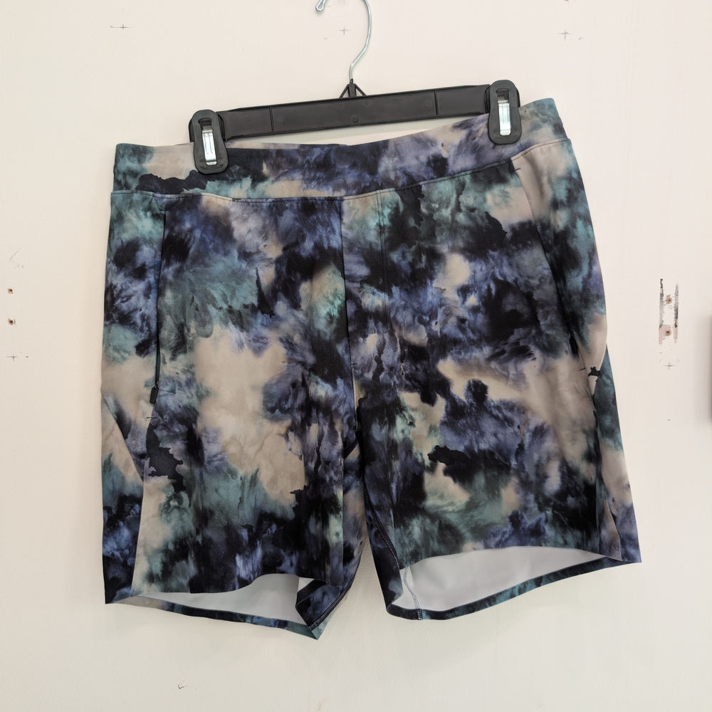 Lululemon Men's Balancer Meteor Wash Print Multi Shorts 6# - Size Large